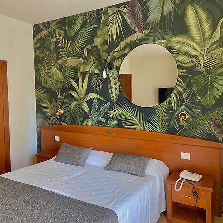 Hotel Al Sole Bardolino Exterior photo